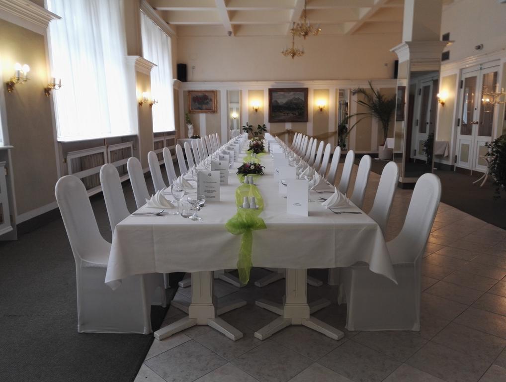 Wellness Hotel Central Klatovy Exterior foto