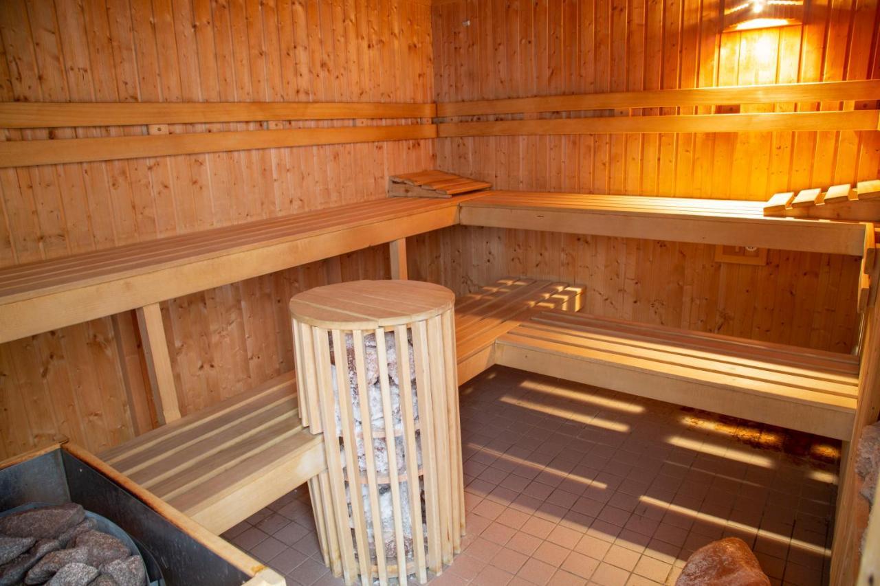 Wellness Hotel Central Klatovy Exterior foto